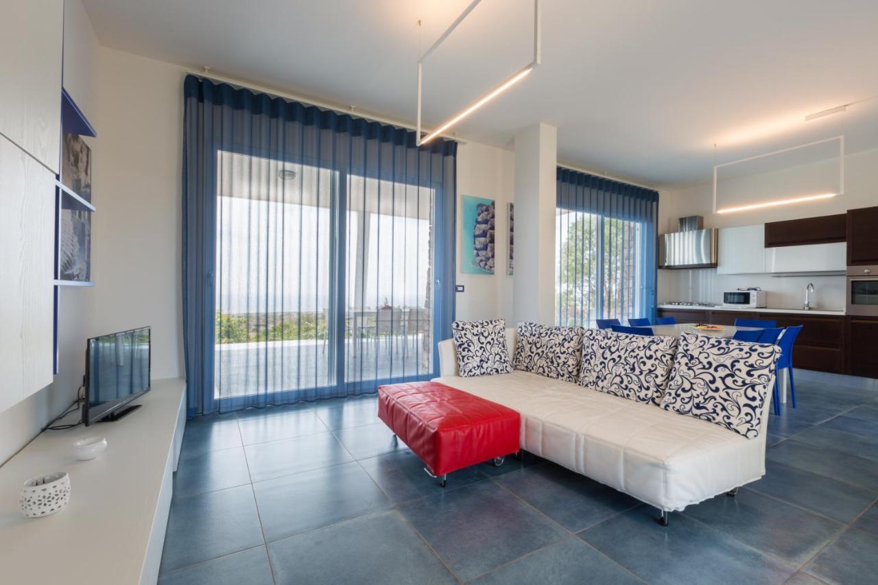 Fani Luxury Villas Torre Pali Exterior photo